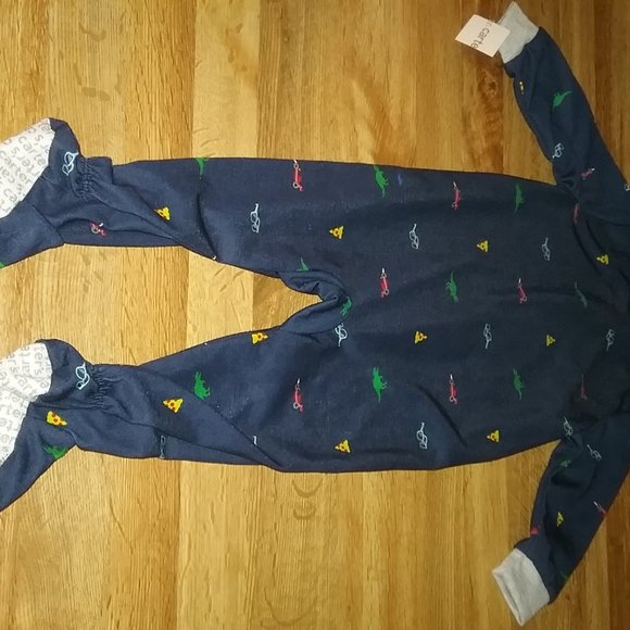 Carter's 12 months jammies - Picture 3 of 3